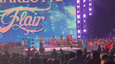 Bianca Belair Vs Sasha Banks Vs Becky Lynch Vs Charlotte Flair - SmackDown 10/12/2021