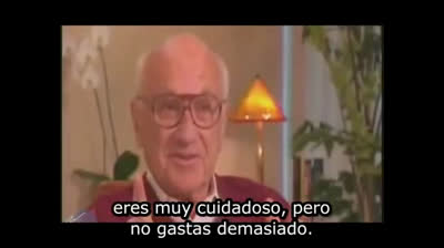 Cuatro formas de gastar el dinero según Milton Friedman