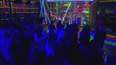 DNCE-Cake by the Ocean (LIVE)