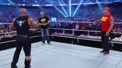 Hulk Hogan, "Stone Cold" Steve Austin y The Rock abren Wrestlemania 30 - Wrestlemania 30