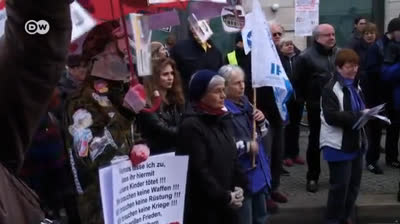 02. Ejércitos en manos de corporaciones